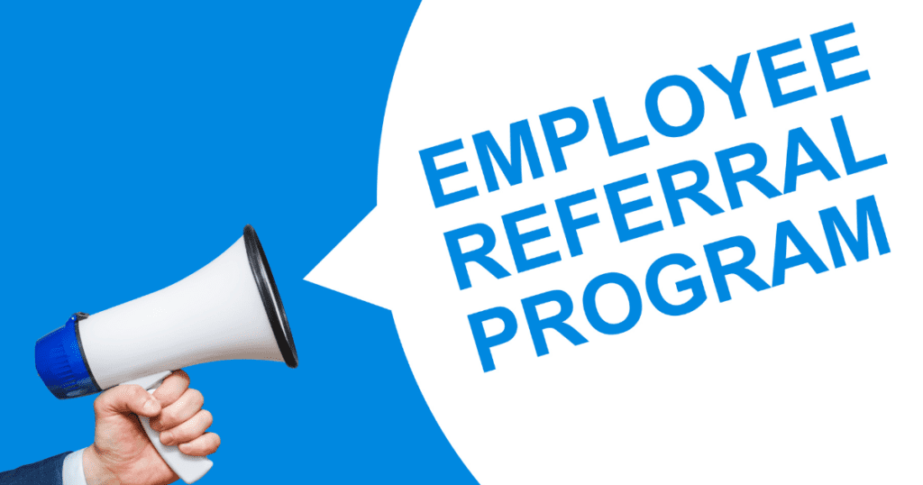Attracting Workers to Your Restaurant employee referral program image